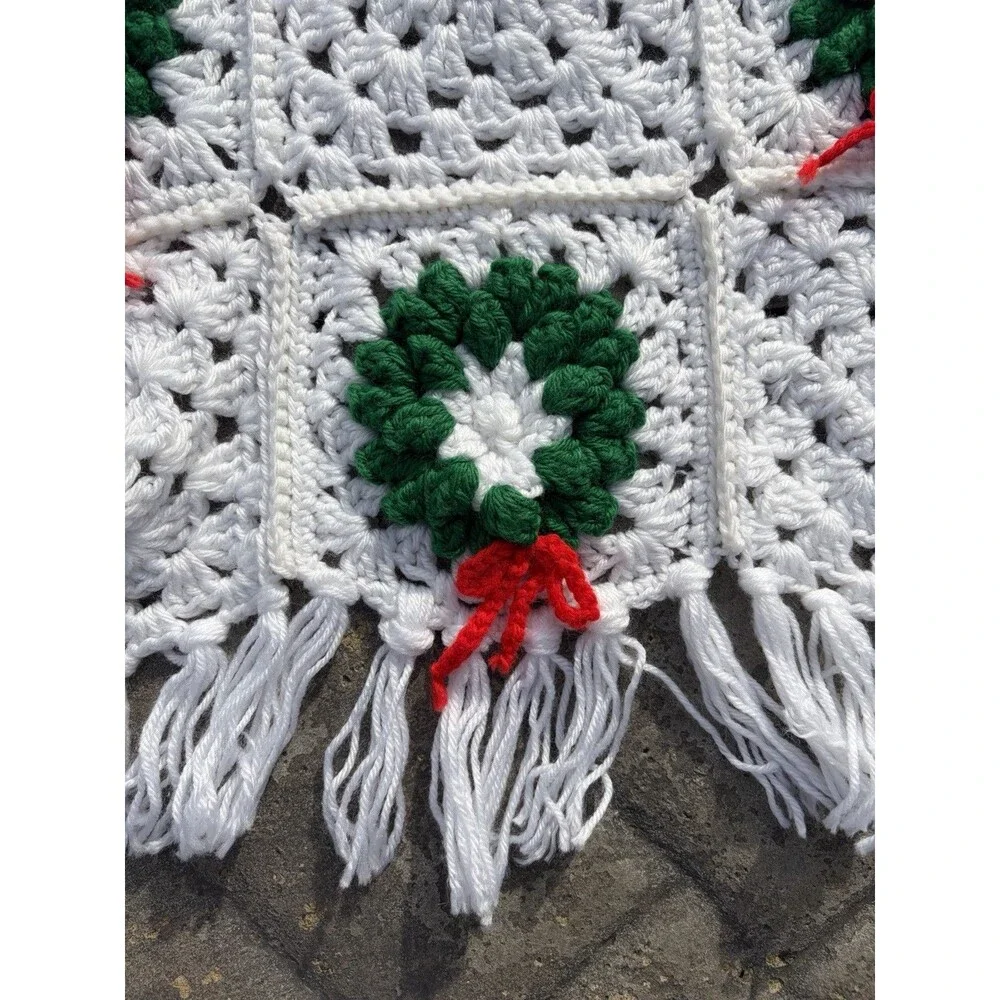 Homemade Crochet Afghan Throw Blanket 3D Christmas Wreath Design 80” Mint - Picture 2 of 8
